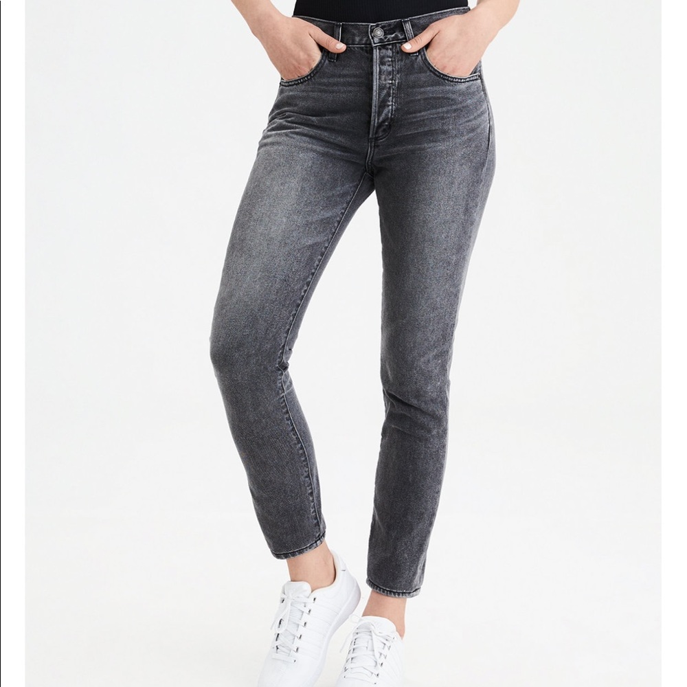 Hi Waisted Girlfriend Jean